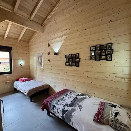 Du Saut De La Bourrique, Plain-pied, Spa, Terrain Cloture Chalet Gérardmer